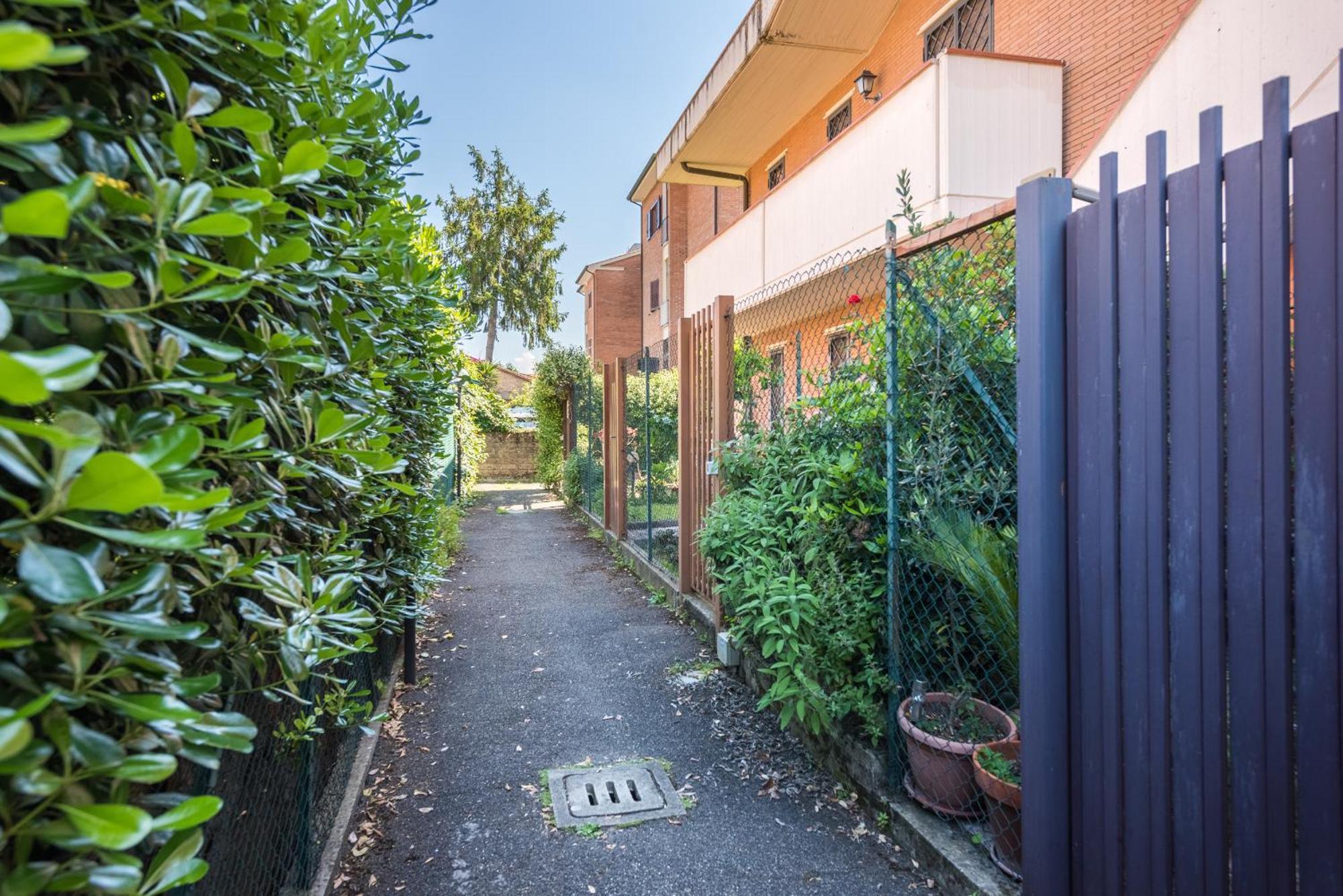 Travelershome Ciampino Suite Exterior foto