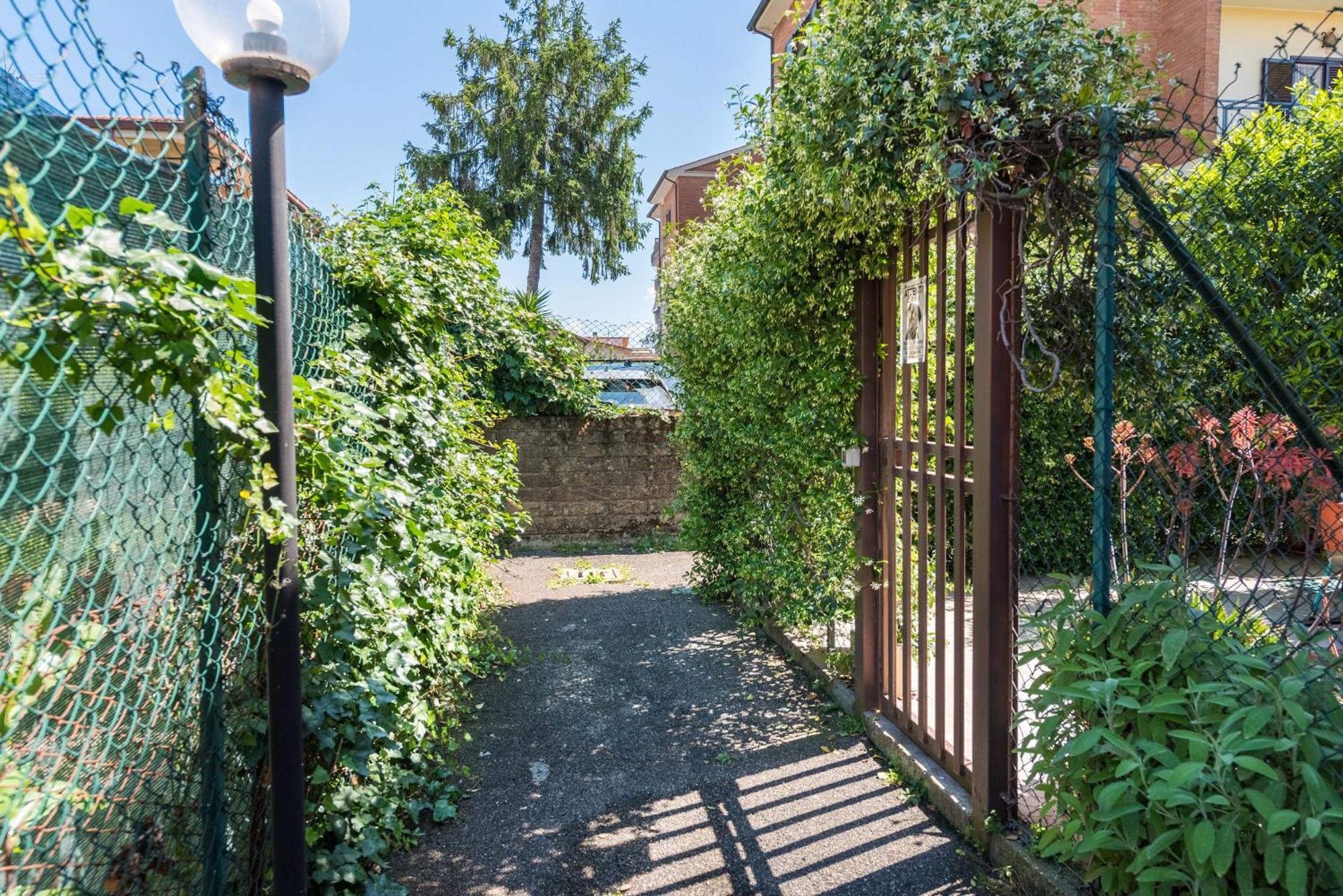 Travelershome Ciampino Suite Exterior foto