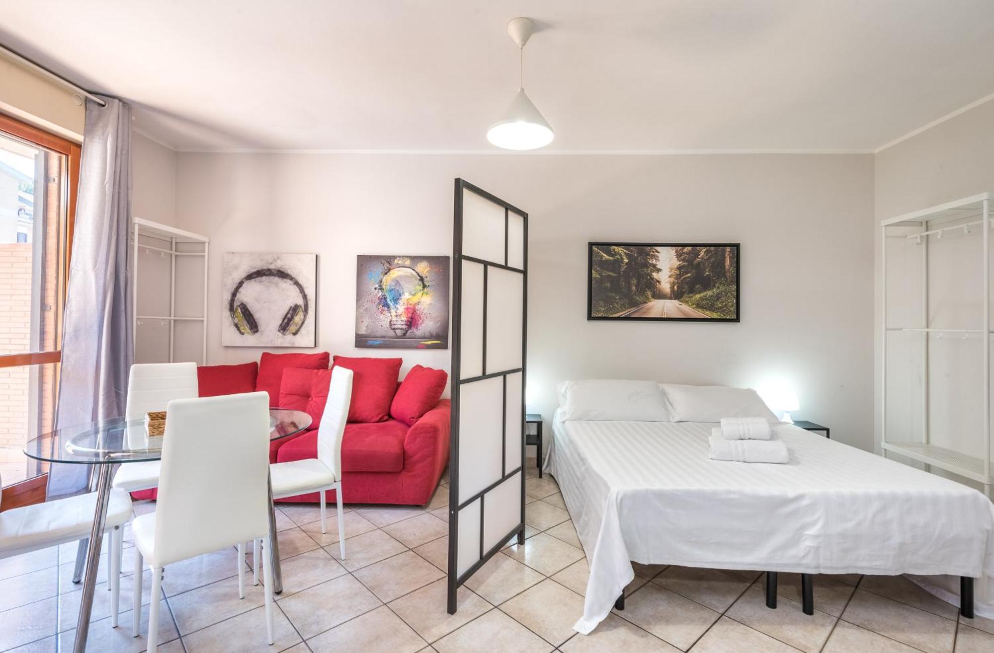 Travelershome Ciampino Suite Exterior foto